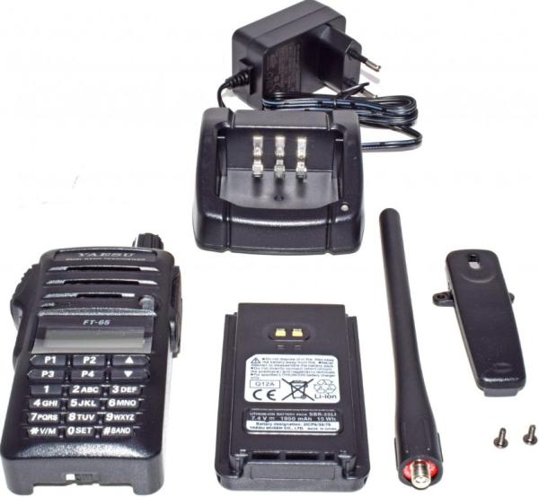 Yaesu FT-65E VHF-UHF-Handfunkgerät-01
